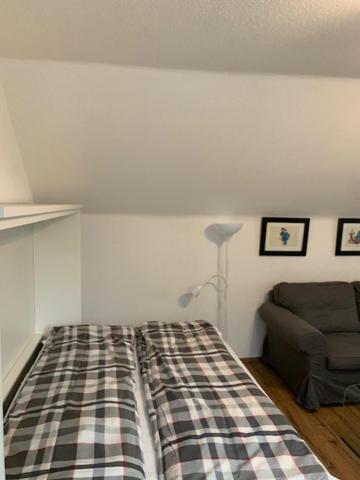 Zentrales Dachgeschossapartment In Leichligen Leichlingen Esterno foto