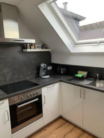 Zentrales Dachgeschossapartment In Leichligen Leichlingen Esterno foto